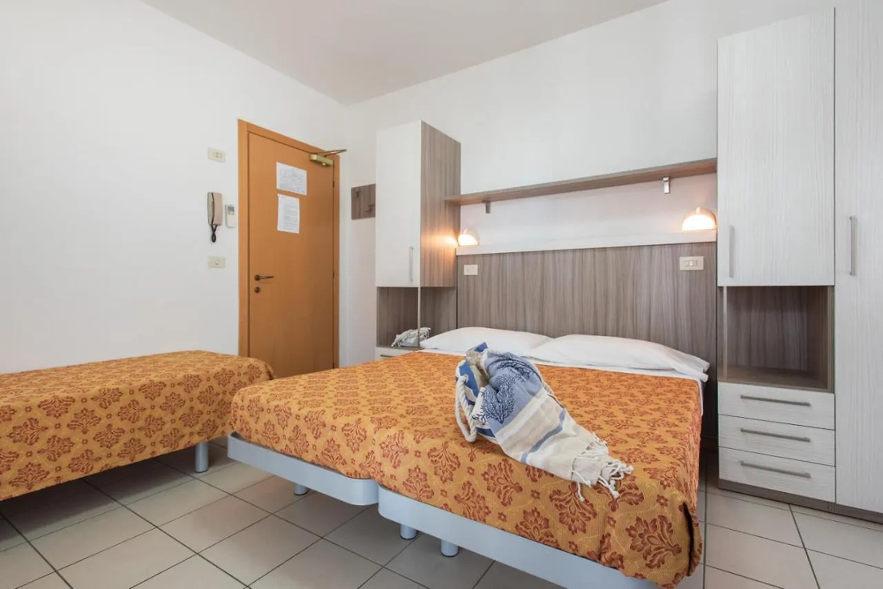 Hotel Consul - Family Hotel Riccione 3*,  Italia