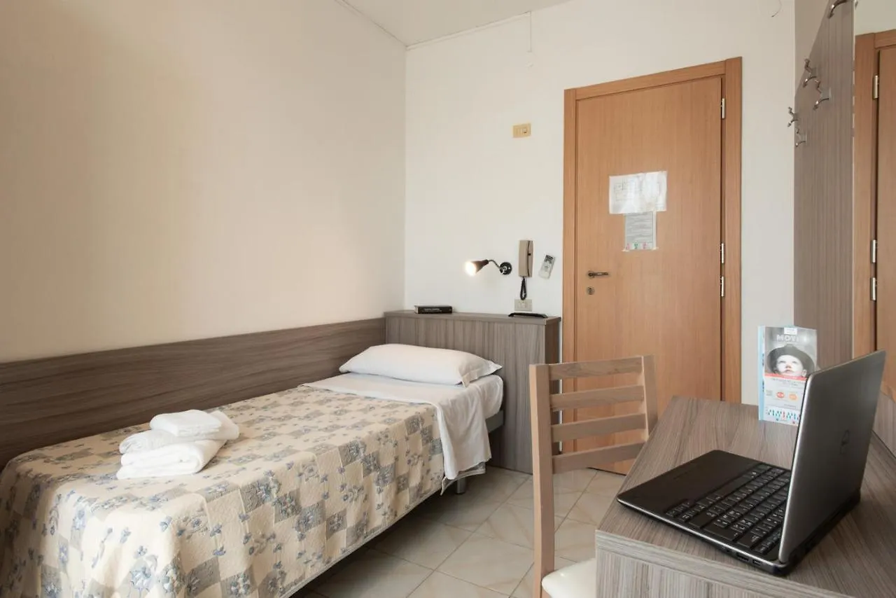 Hotel Consul - Family Hotel Riccione 3*,