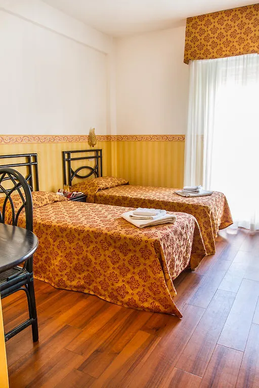 Hotel Consul - Family Hotel Riccione 3*,